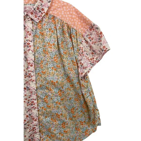 American Eagle Floral Patchwork Short Sleeve Button Down Womens Size Small - Picture 5 of 9